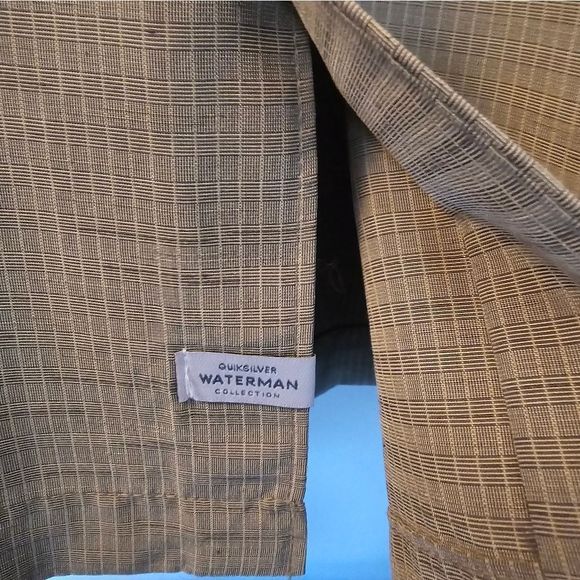 Quicksilver Waterman Collection Short Sleeve Button Shirt Size Medium Green EUC - Picture 5 of 7